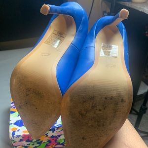 Blue pumps for sell